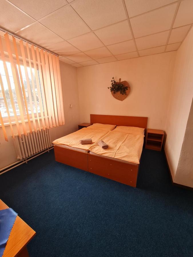 Penzion Olympia Banská Bystrica Esterno foto