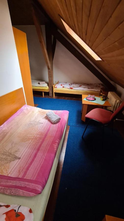 Penzion Olympia Banská Bystrica Esterno foto