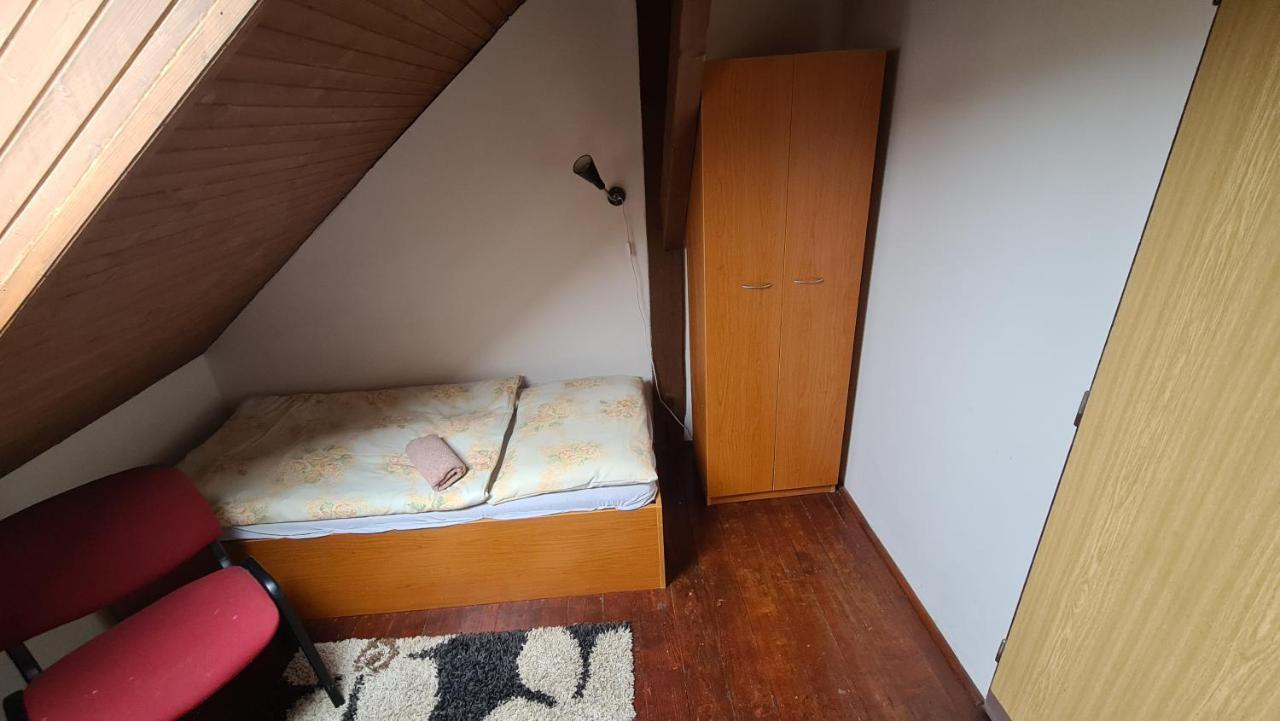 Penzion Olympia Banská Bystrica Esterno foto